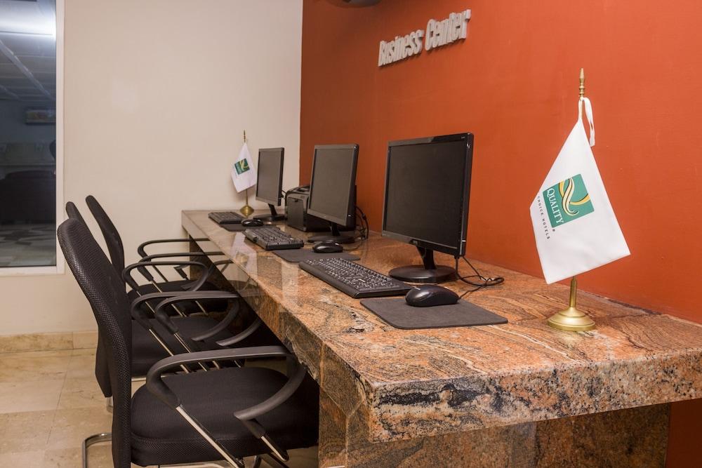 Quality Inn Mazatlán Extérieur photo