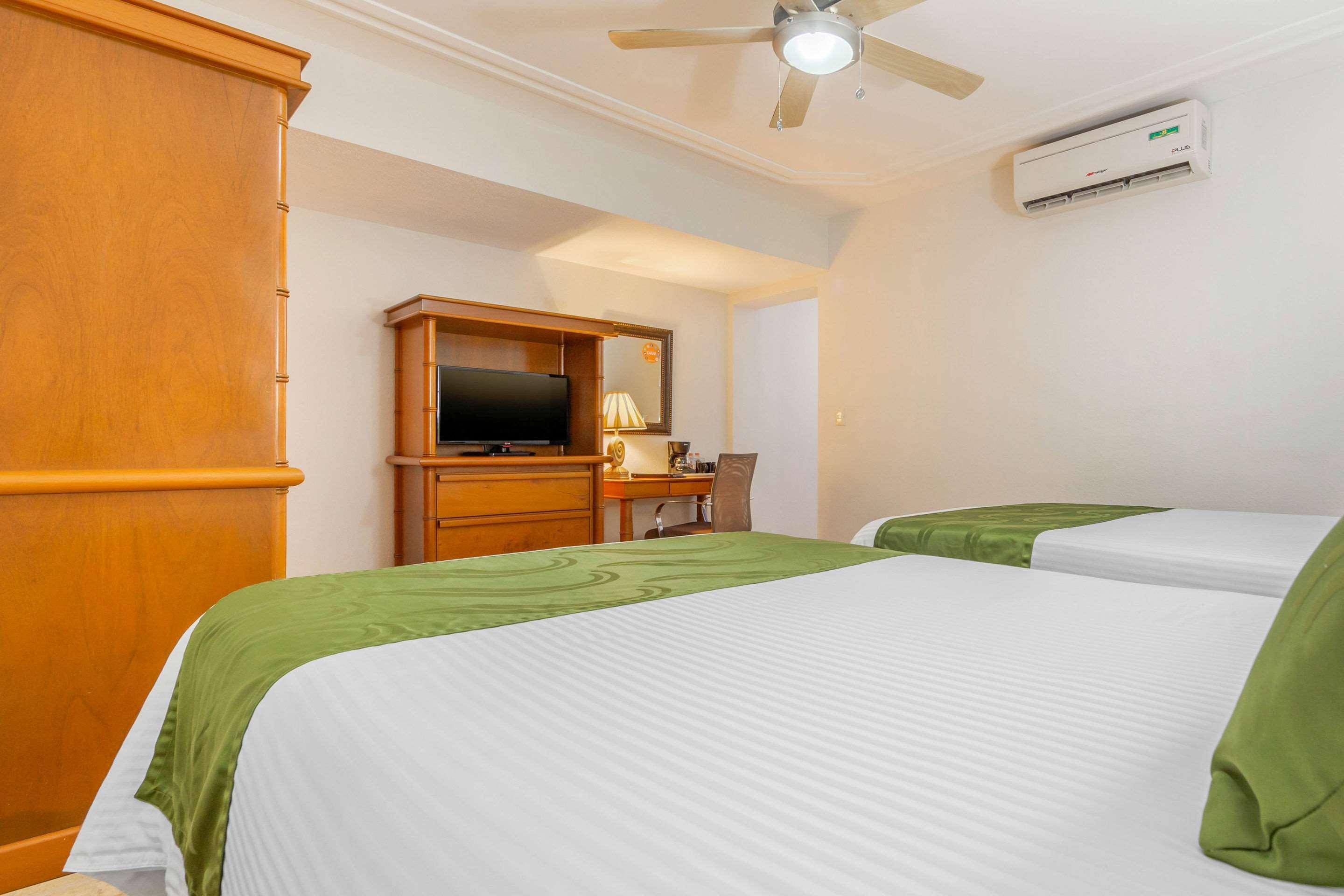Quality Inn Mazatlán Extérieur photo