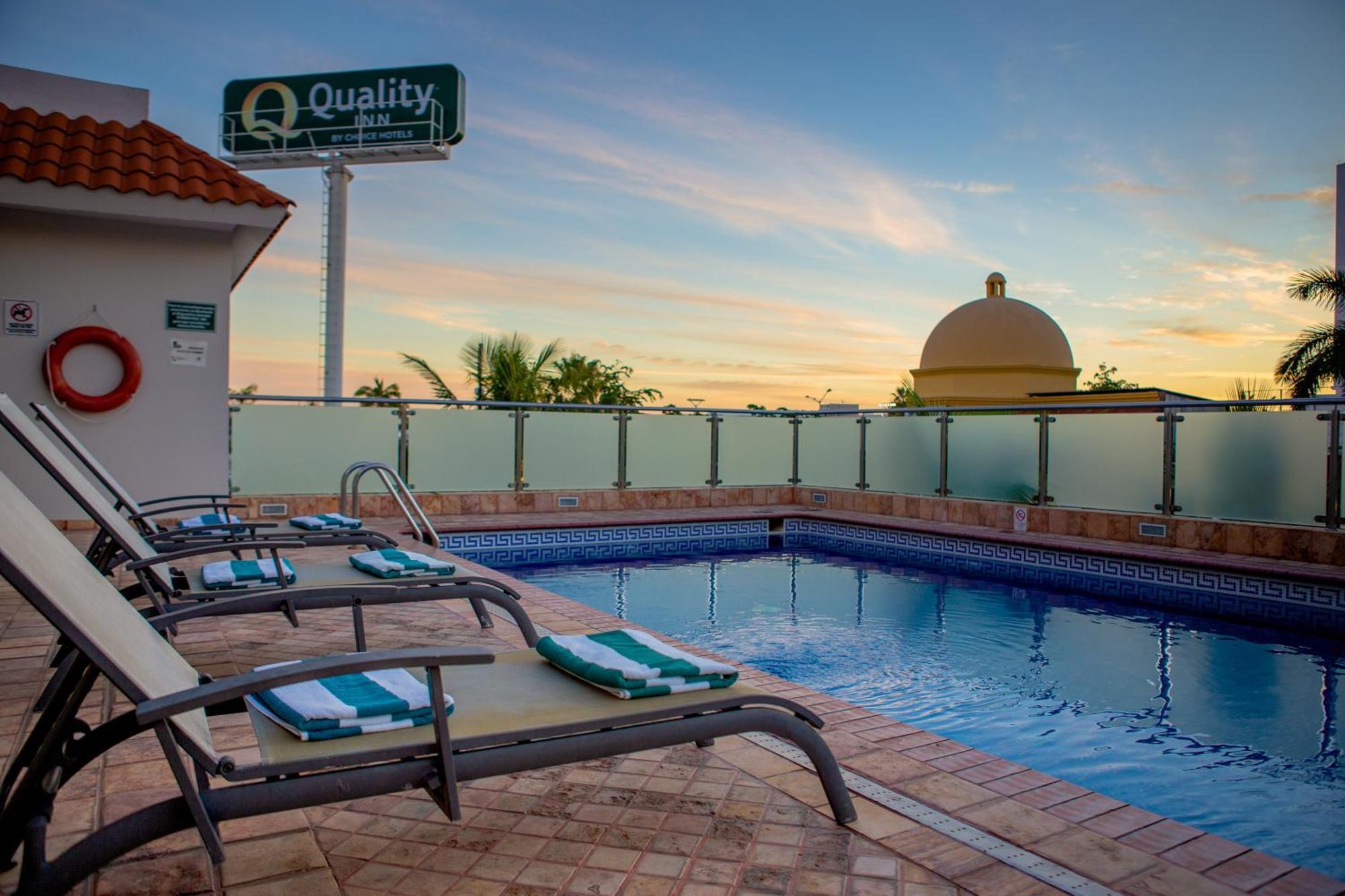Quality Inn Mazatlán Extérieur photo