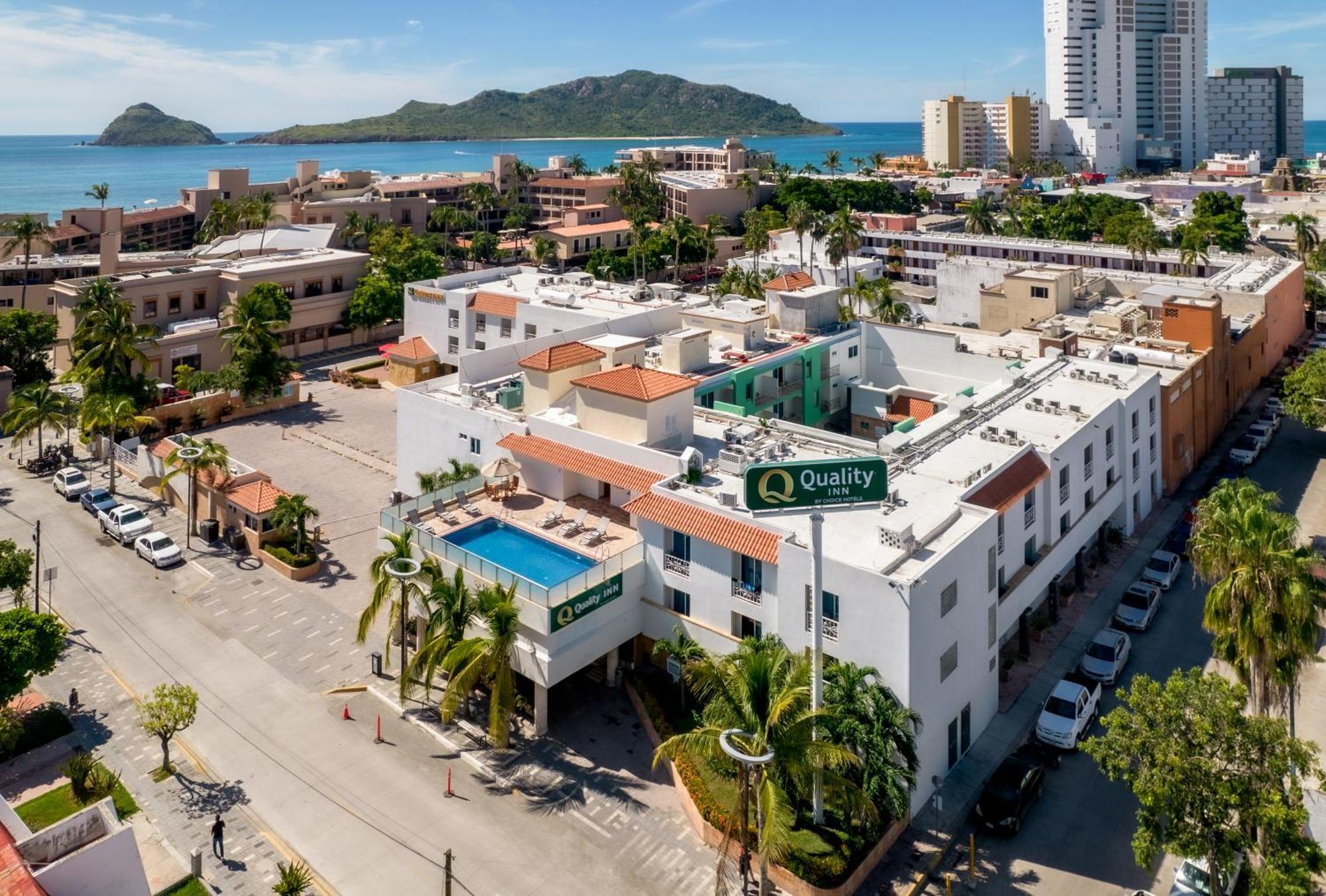 Quality Inn Mazatlán Extérieur photo
